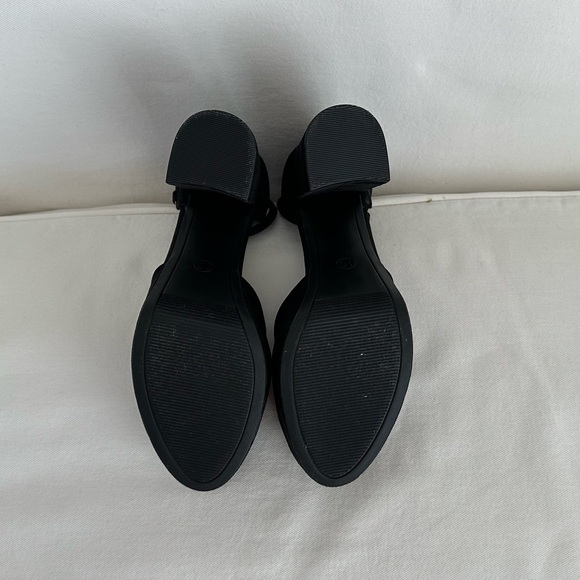 !! SOLD !! suede platform heels #partyshoes #platform #holidaystyle - Picture 5 of 7